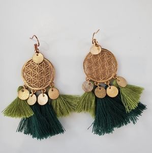 Orecchini Lunghissimi: I Trend Di Quest'anno - Moda Strega - Foto 5